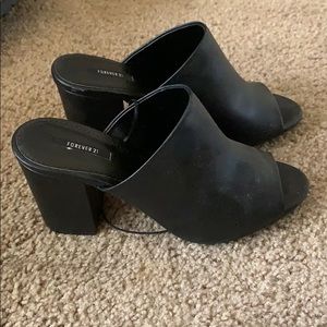 Forever 21 mules